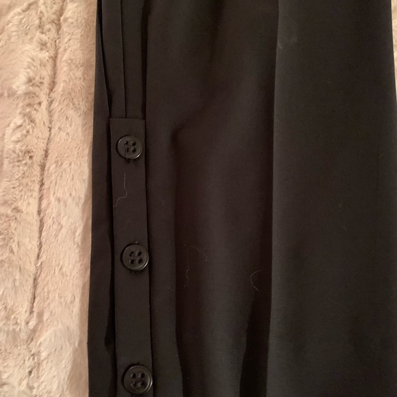 Trina Turk womens cropped slacks tapered black size 10 - Picture 3 of 4